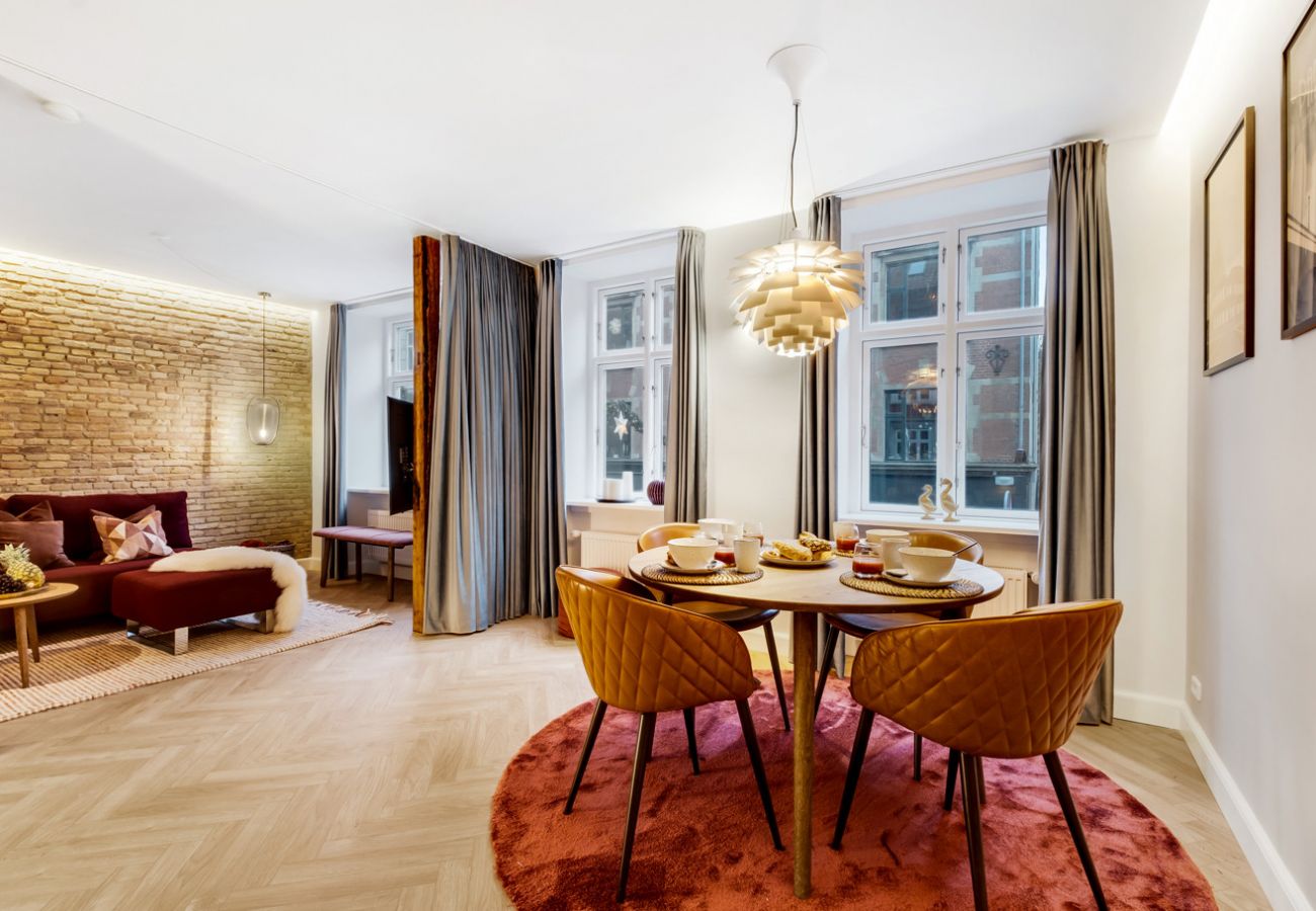 Apartment in København - Lush 1 bedroom apartment in the 5th coolest street in the world
