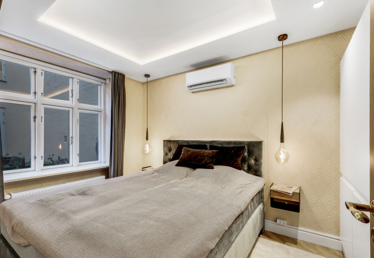 Apartment in København - Lush 1 bedroom apartment in the 5th coolest street in the world