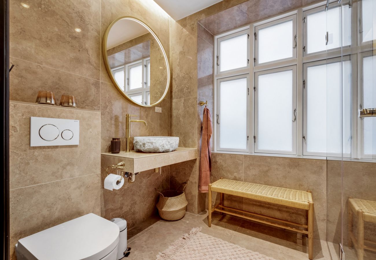 Apartment in København - Lush 1 bedroom apartment in the 5th coolest street in the world