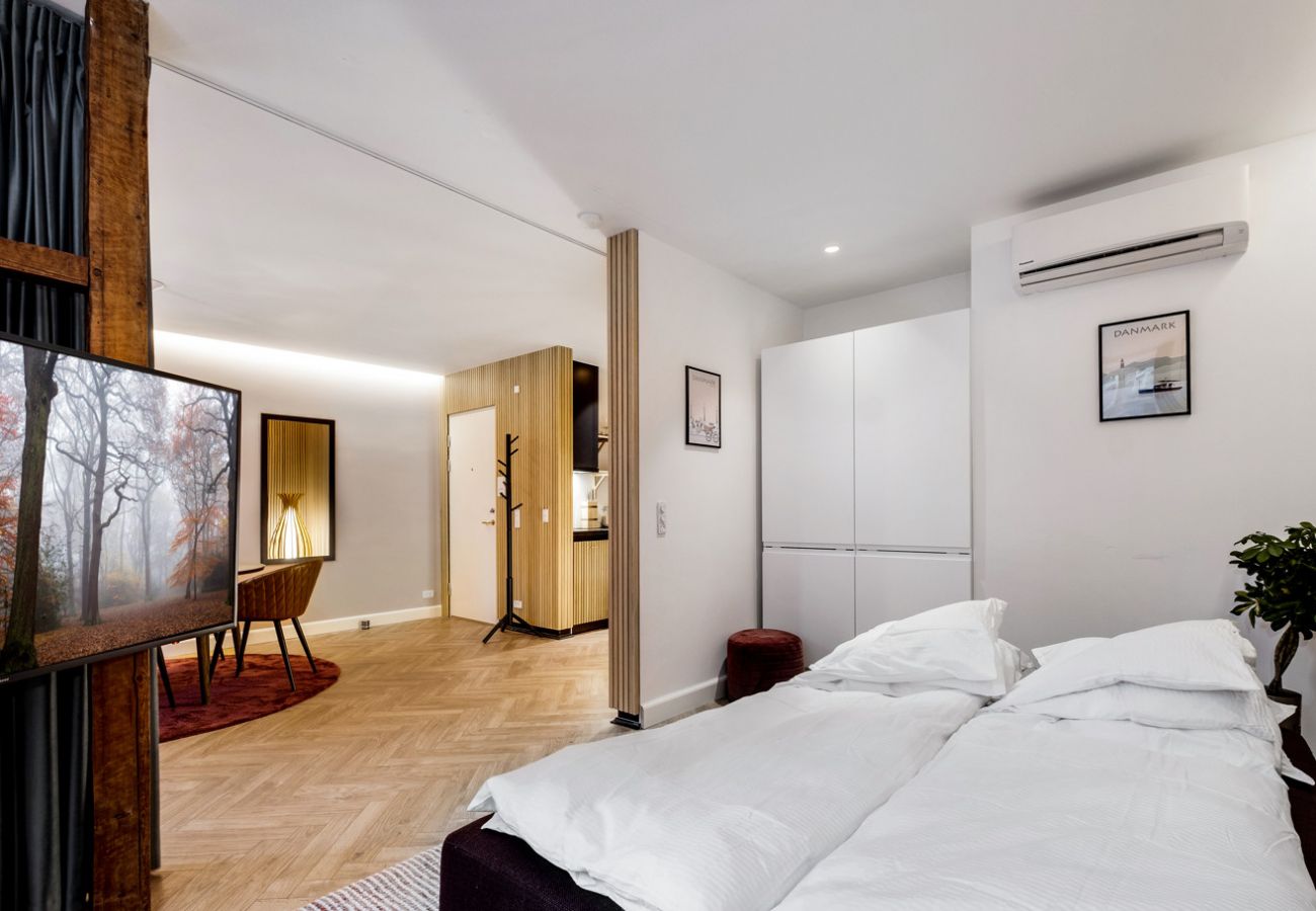 Apartment in København - Lush 1 bedroom apartment in the 5th coolest street in the world