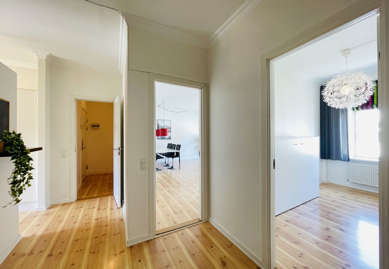 Apartment in Randers - aday - Beautiful Central 2 Bedroom Apartment in Randers