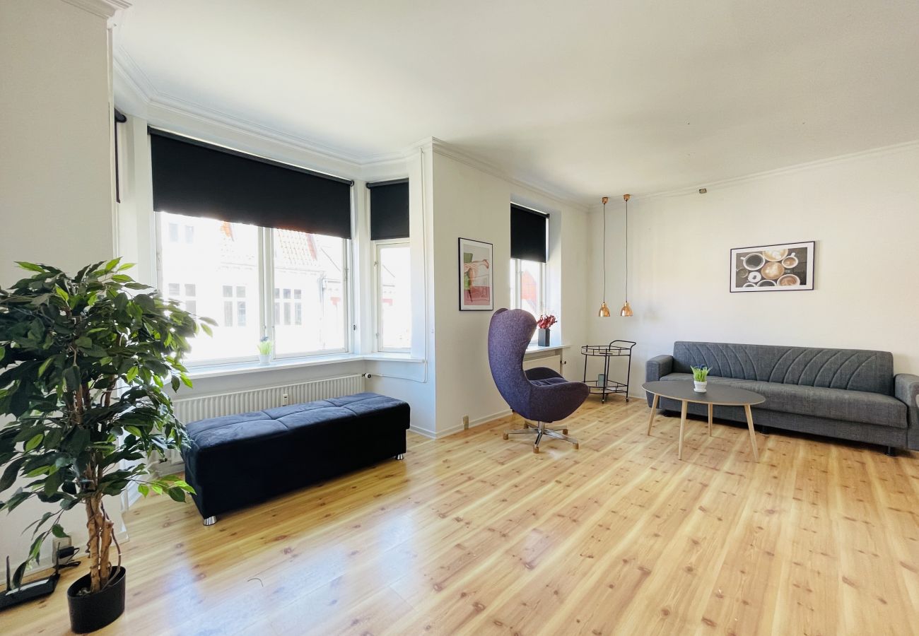 Apartment in Randers - aday - Beautiful Central 2 Bedroom Apartment in Randers