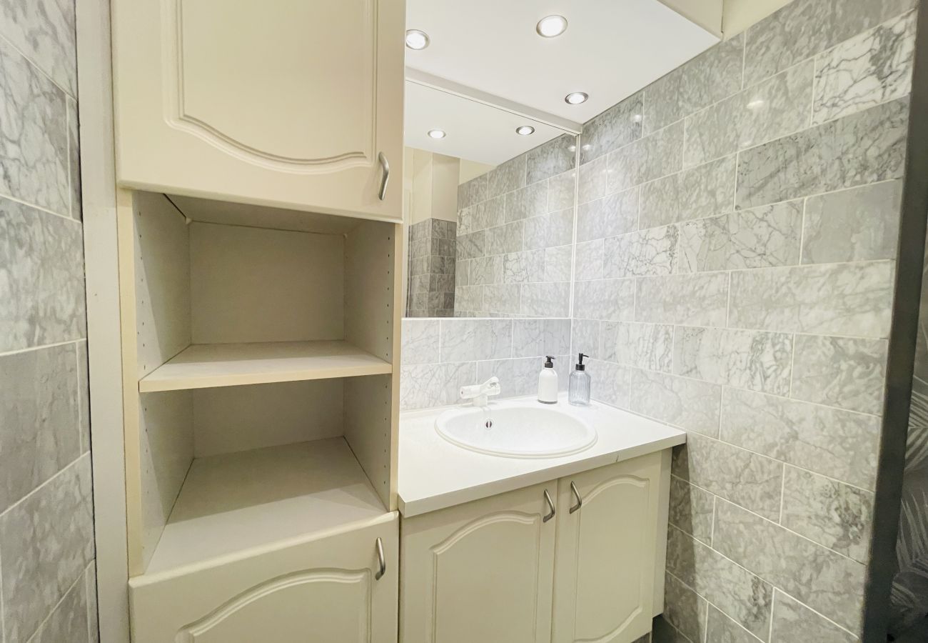 Apartment in Randers - aday - Beautiful Central 2 Bedroom Apartment in Randers