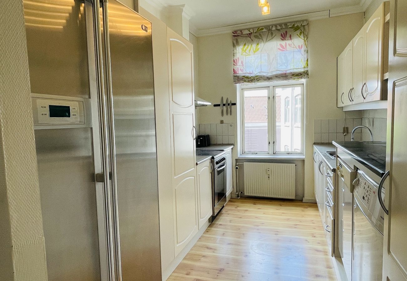 Apartment in Randers - aday - Beautiful Central 2 Bedroom Apartment in Randers