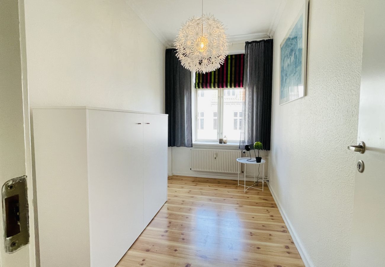 Apartment in Randers - aday - Beautiful Central 2 Bedroom Apartment in Randers