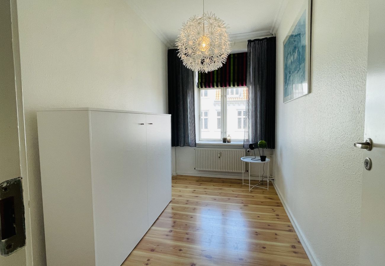 Apartment in Randers - aday - Beautiful Central 2 Bedroom Apartment in Randers