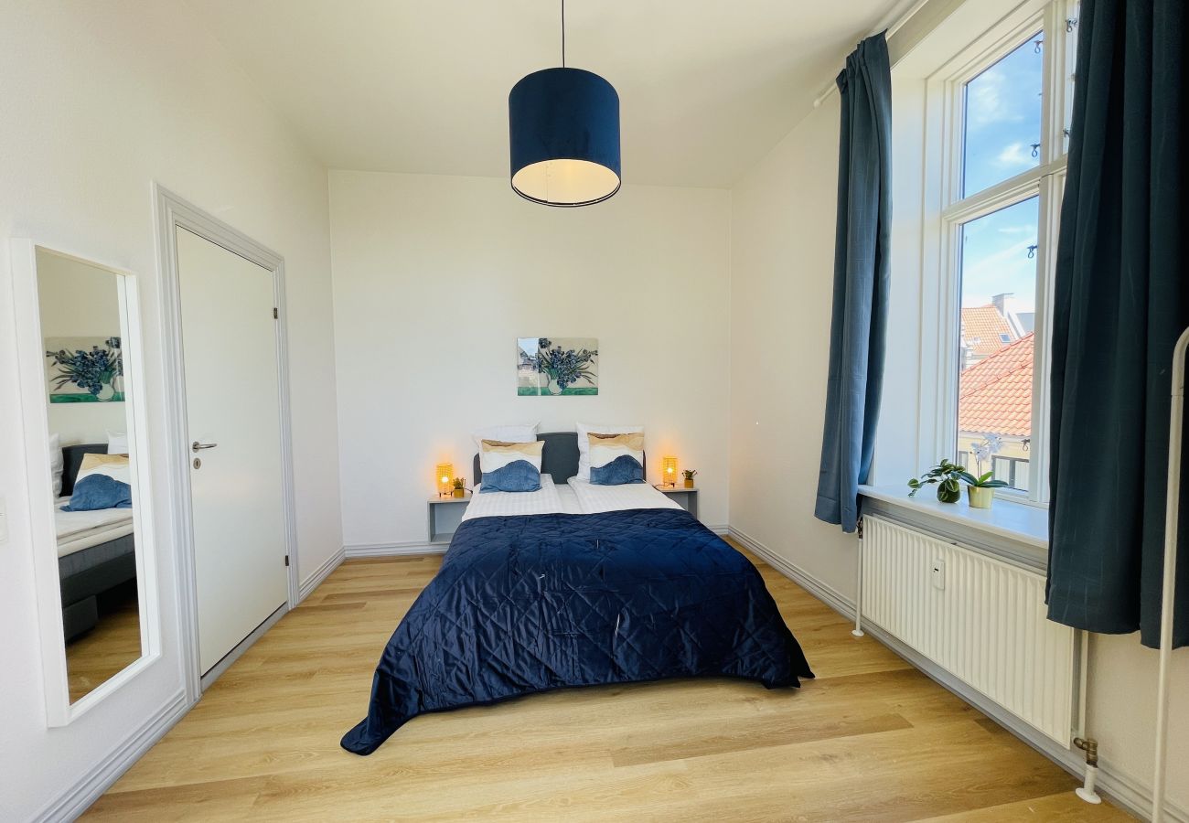 Apartment in Hjørring - aday - Blue light suite apartment in the center of Hjørring