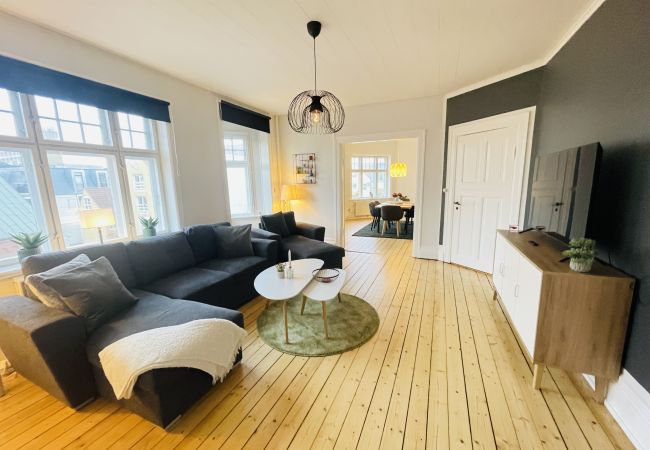Apartment in Aalborg - aday - Enchanting 2 bedroom apartment in the heart of Aalborg