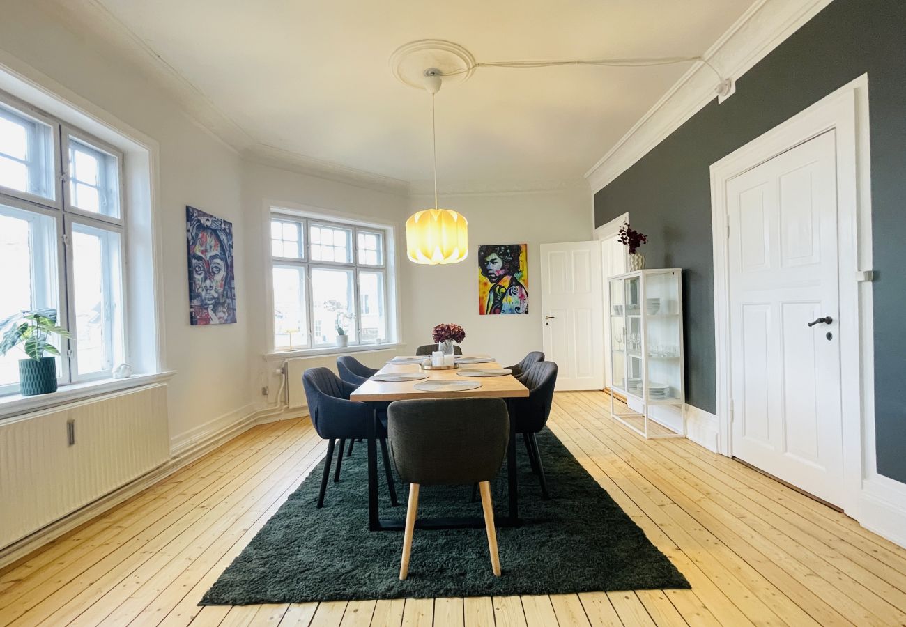Apartment in Aalborg - aday - Enchanting 2 bedroom apartment in the heart of Aalborg