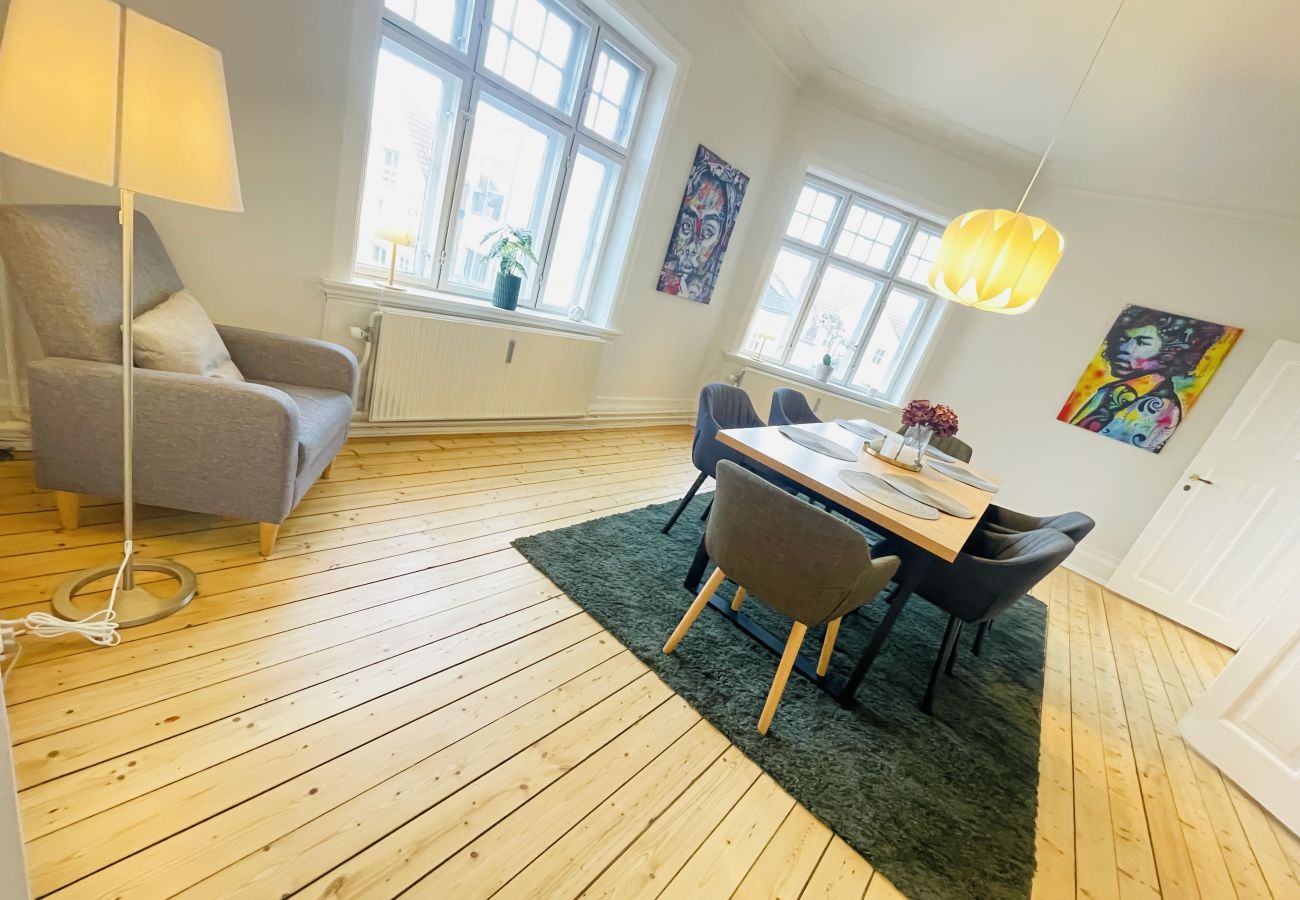 Apartment in Aalborg - aday - Enchanting 2 bedroom apartment in the heart of Aalborg