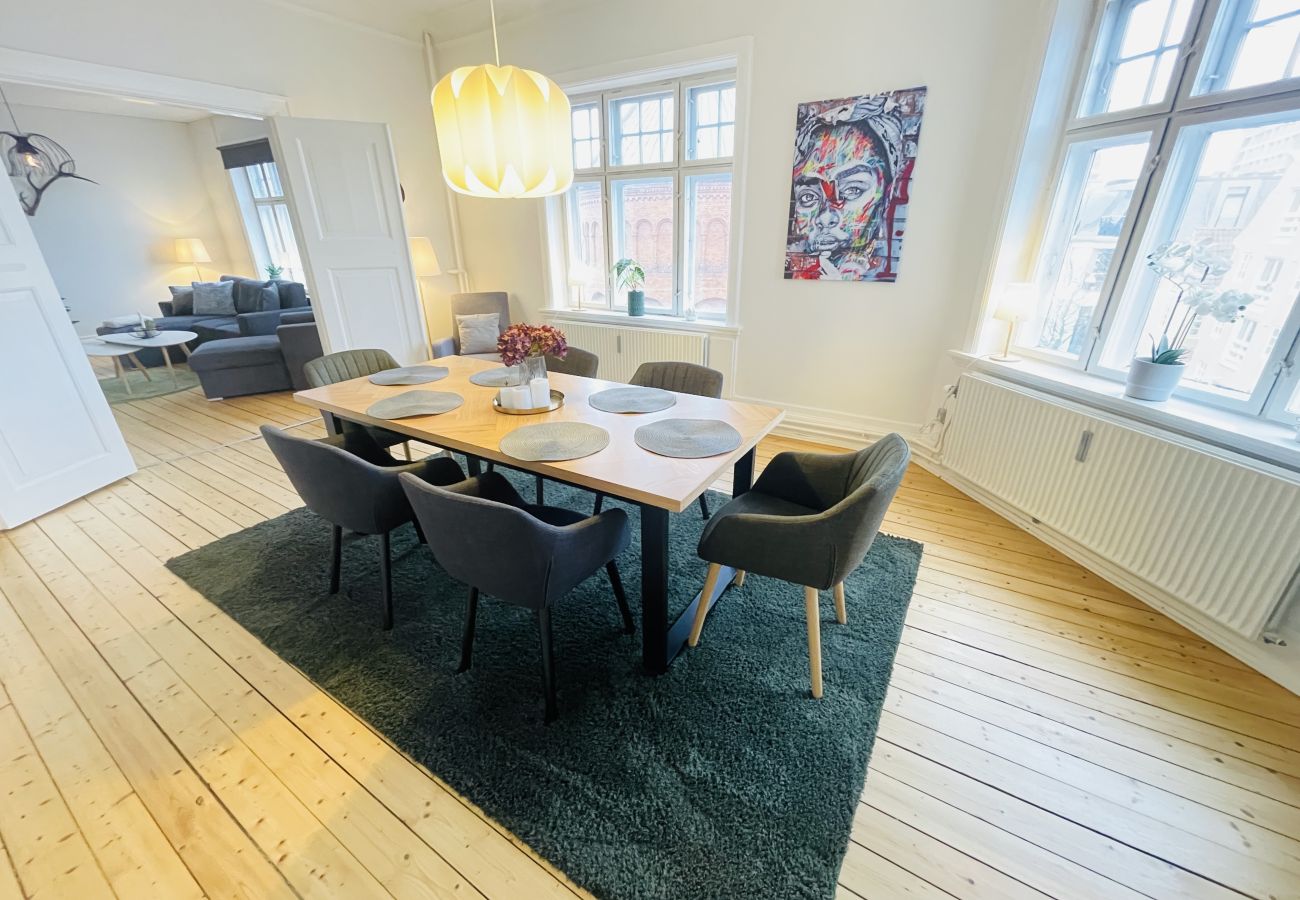 Apartment in Aalborg - aday - Enchanting 2 bedroom apartment in the heart of Aalborg