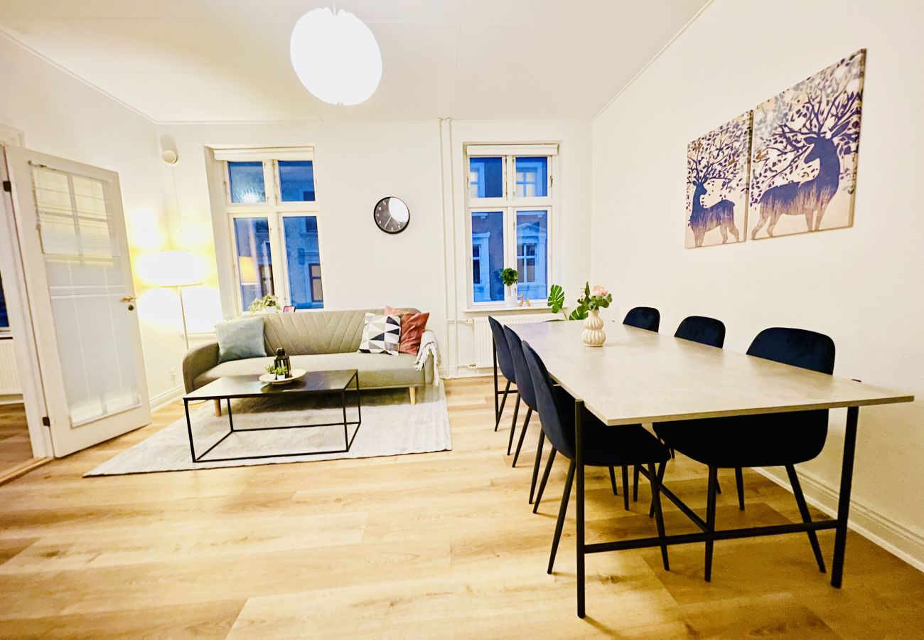 Apartment in Aalborg - aday - Classy 2 bedrooms apartment in the center of Aalborg