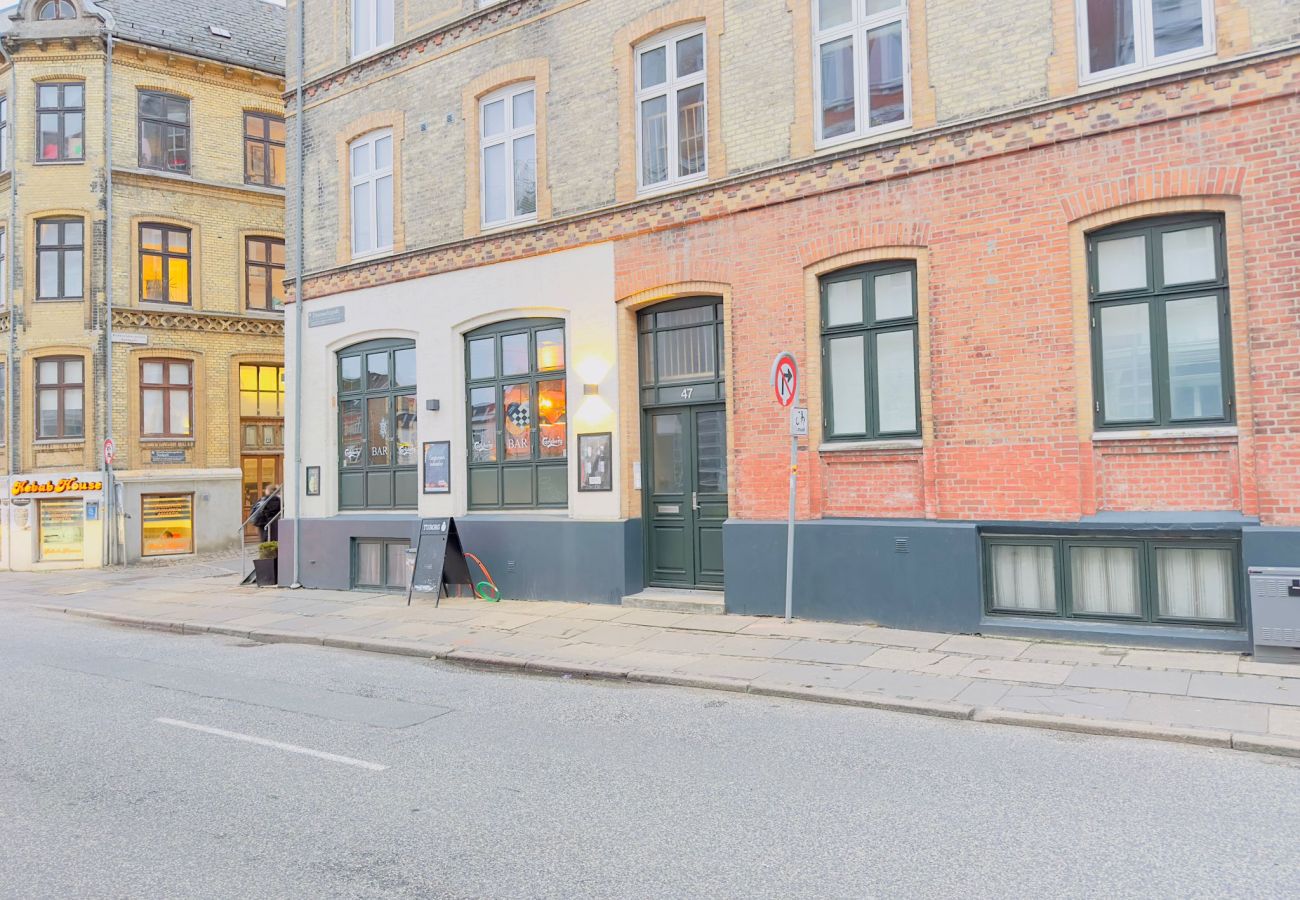 Apartment in Aalborg - aday - Central Charming 2 bedrooms Apartment