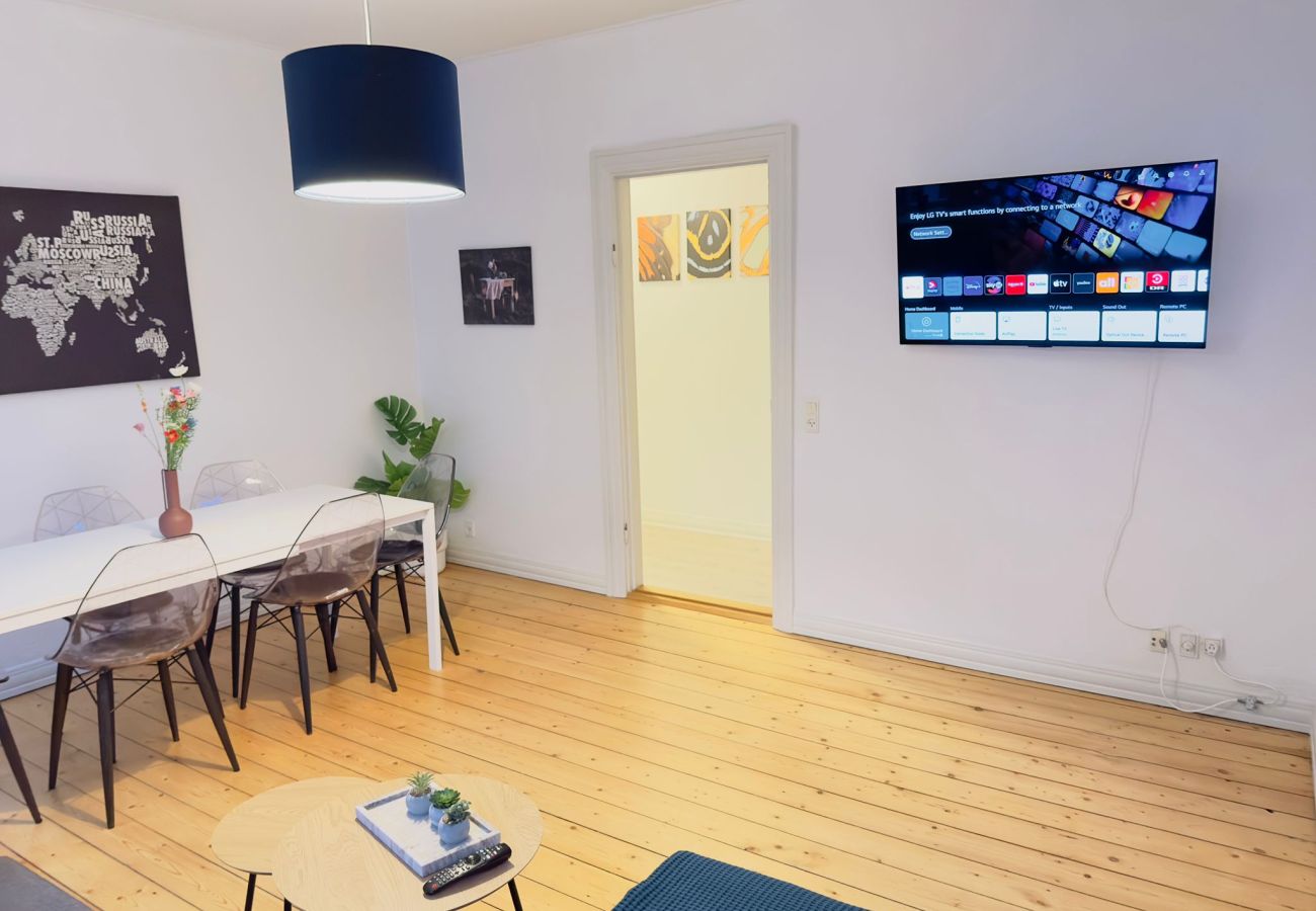 Apartment in Aalborg - aday - Central Charming 2 bedrooms Apartment