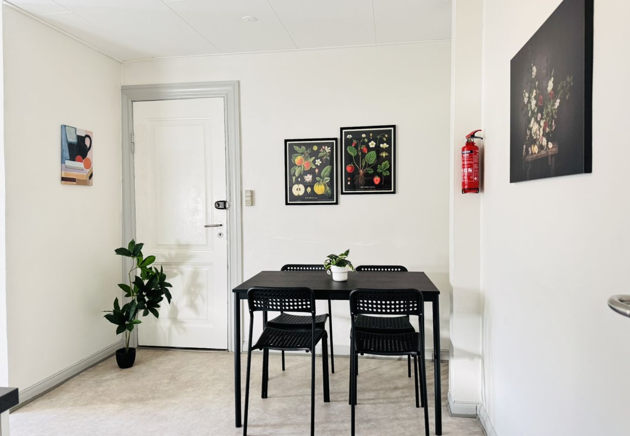 Apartment in Aalborg - aday - Beautiful and Spacious 4 bedroom - Heart of Aalborg