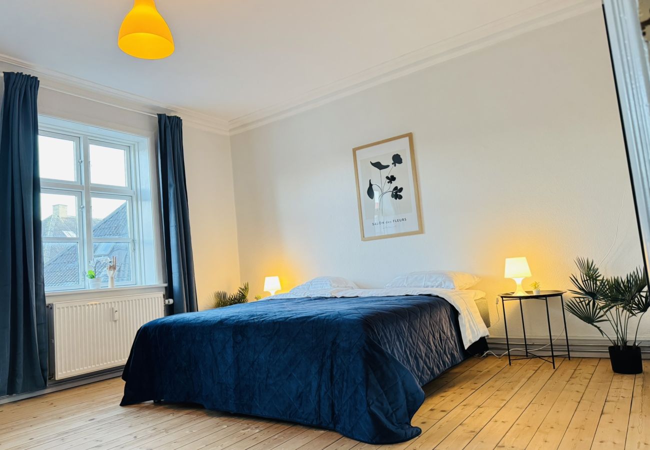 Apartment in Aalborg - aday - Beautiful and Spacious 4 bedroom - Heart of Aalborg