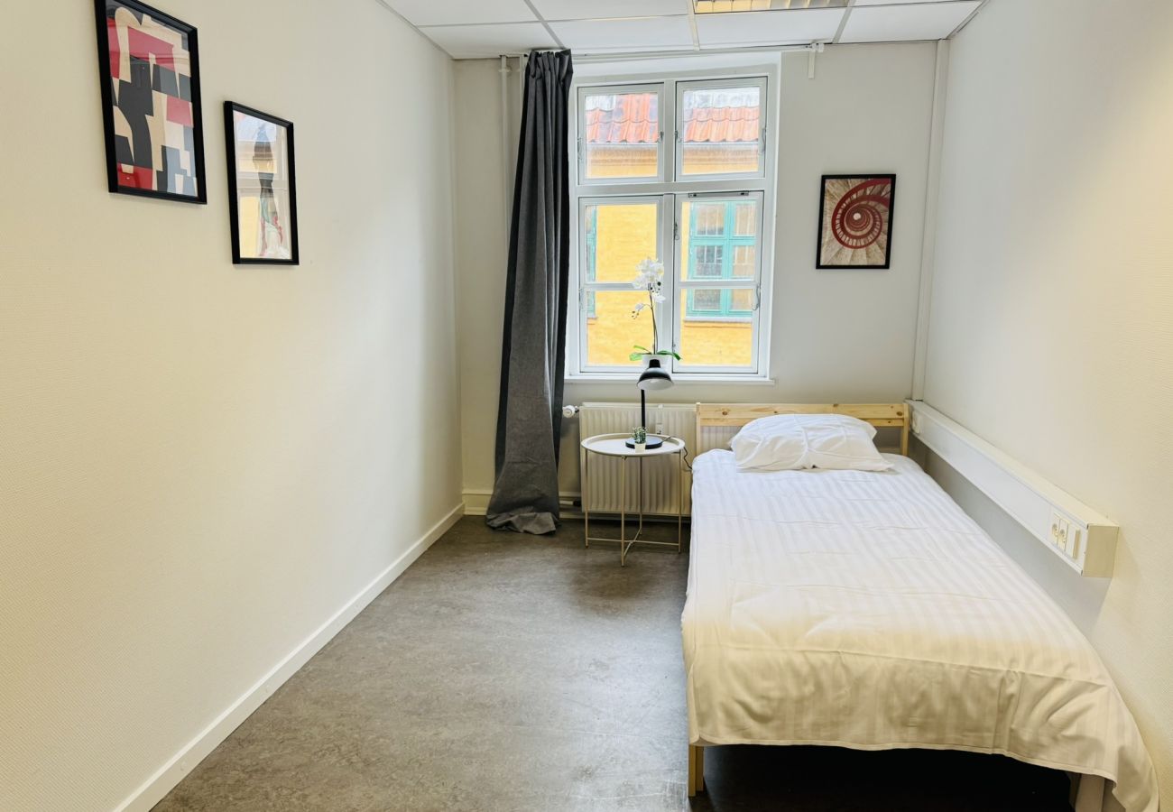 Apartment in Aalborg - aday - 8 bedroom Apartment on the Pedestrian Street