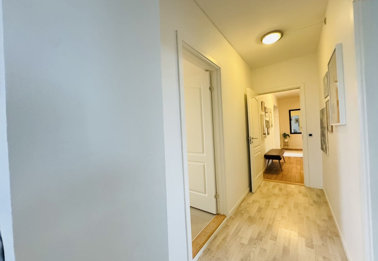 Apartment in Vodskov - aday - 5 bedrooms  modern living apartment in Langholt