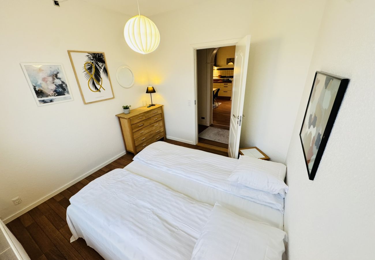 Apartment in Vodskov - aday - 5 bedrooms  modern living apartment in Langholt