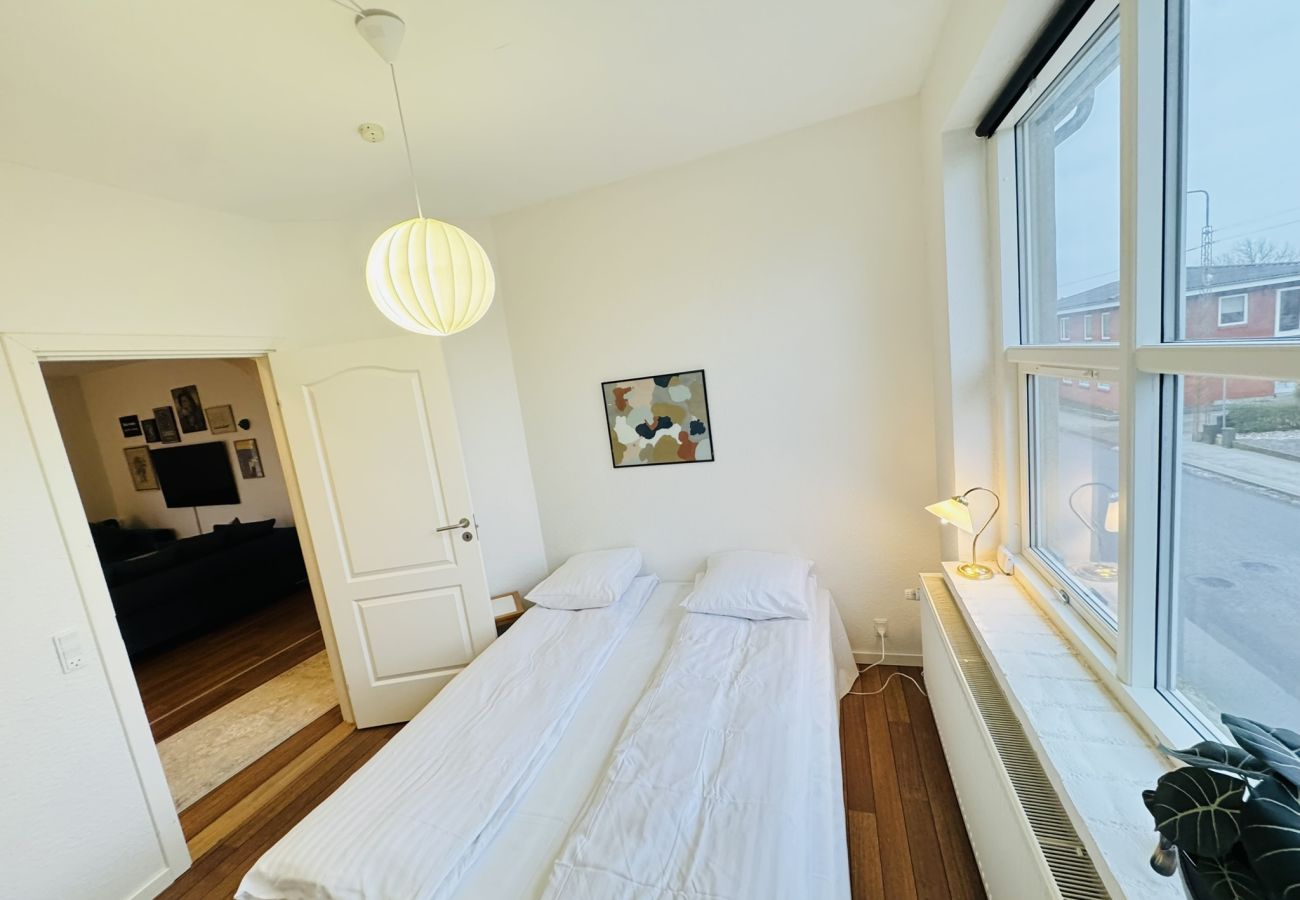 Apartment in Vodskov - aday - 5 bedrooms  modern living apartment in Langholt