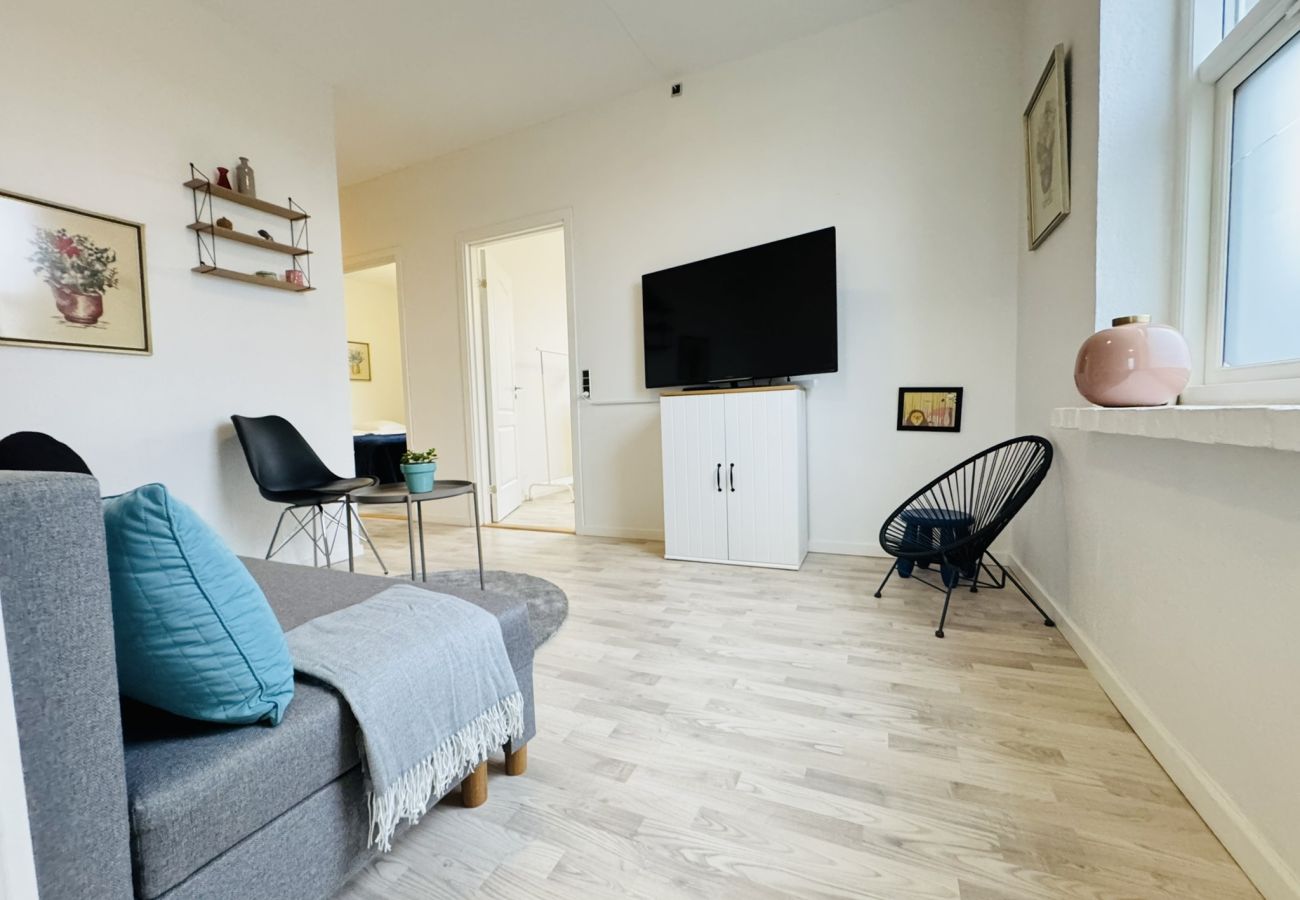 Apartment in Vodskov - aday - 5 bedrooms  modern living apartment in Langholt