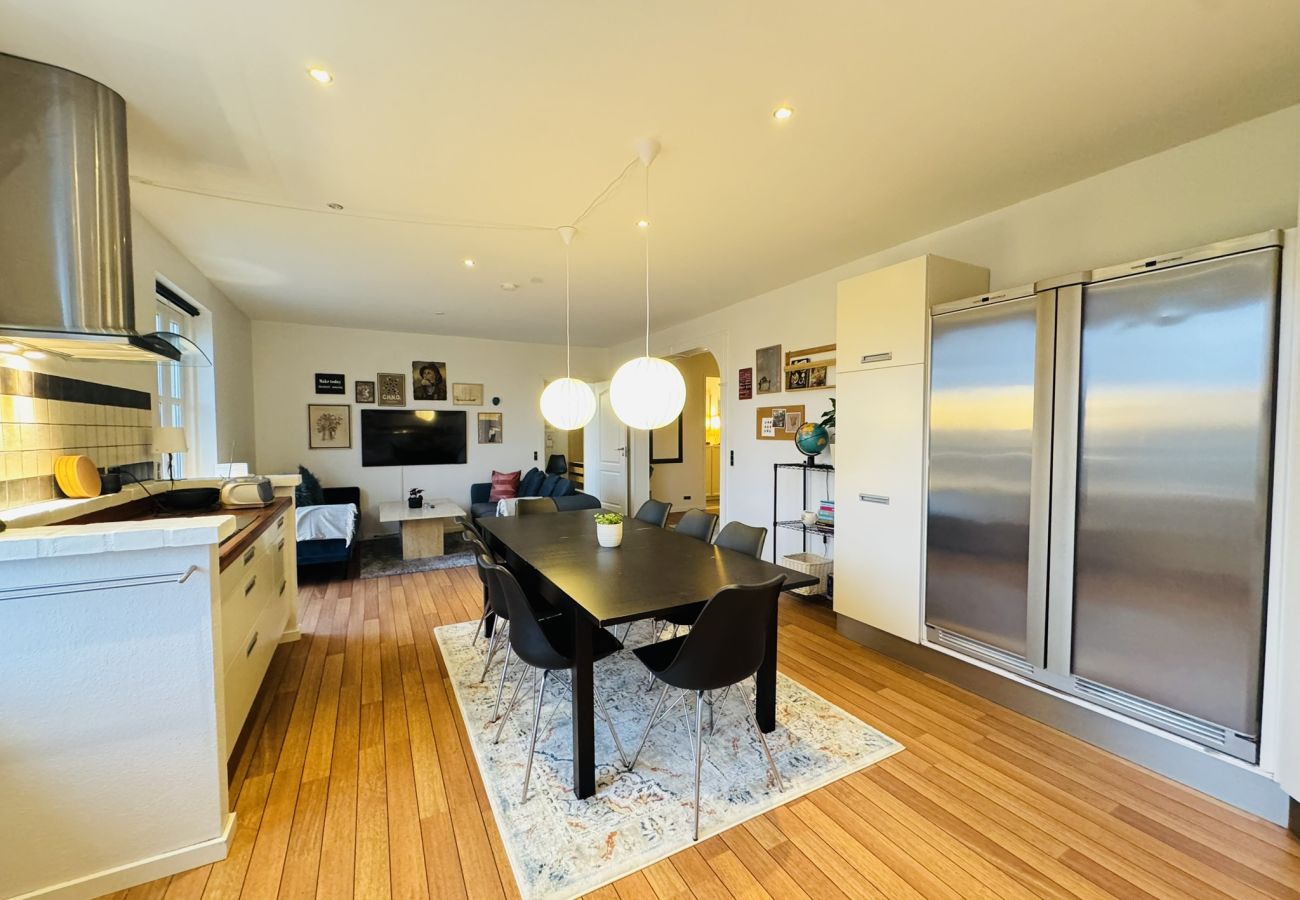 Apartment in Vodskov - aday - 5 bedrooms  modern living apartment in Langholt