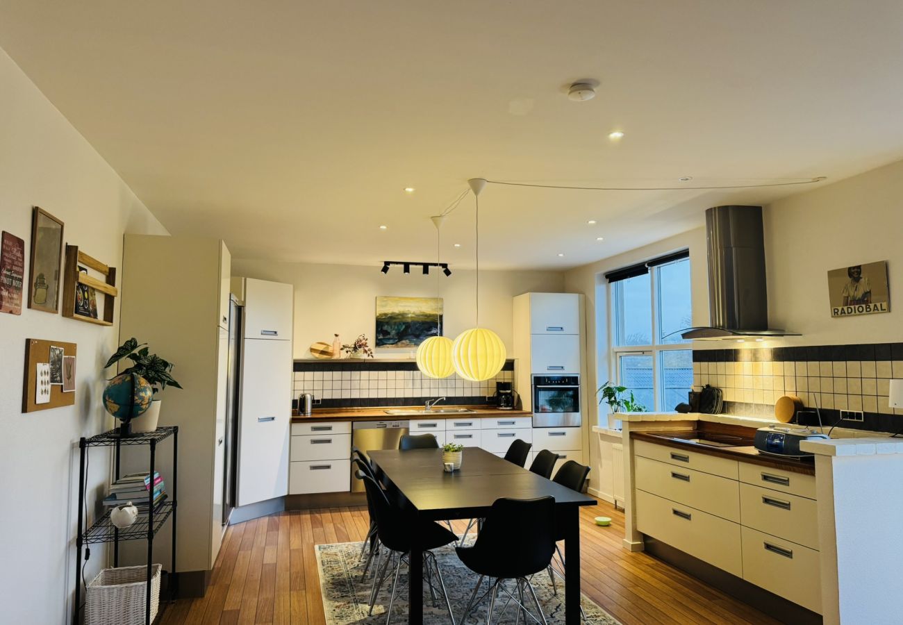 Apartment in Vodskov - aday - 5 bedrooms  modern living apartment in Langholt