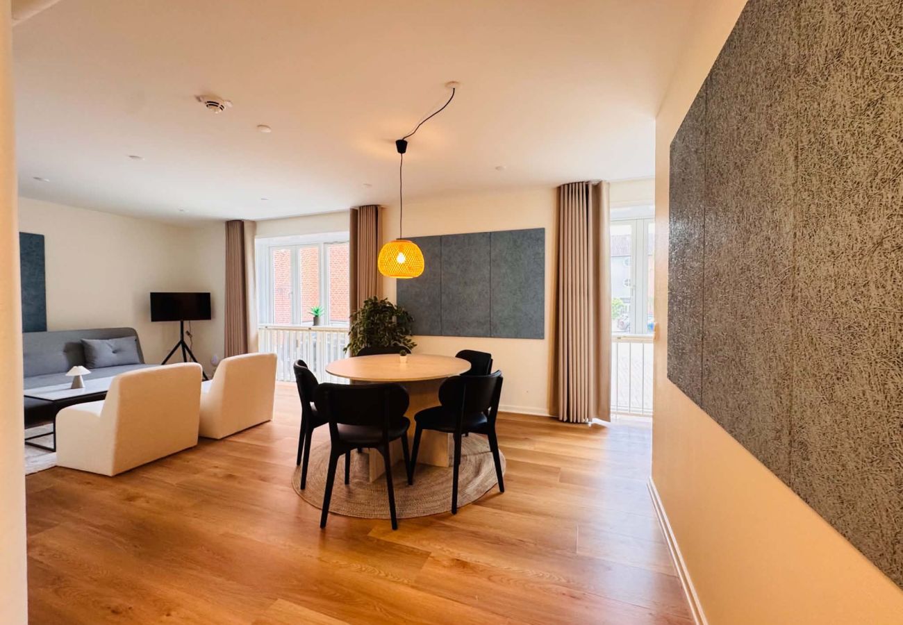 Studio in Aalborg - aday - Deluxe Studio Apartment with King Size Beds