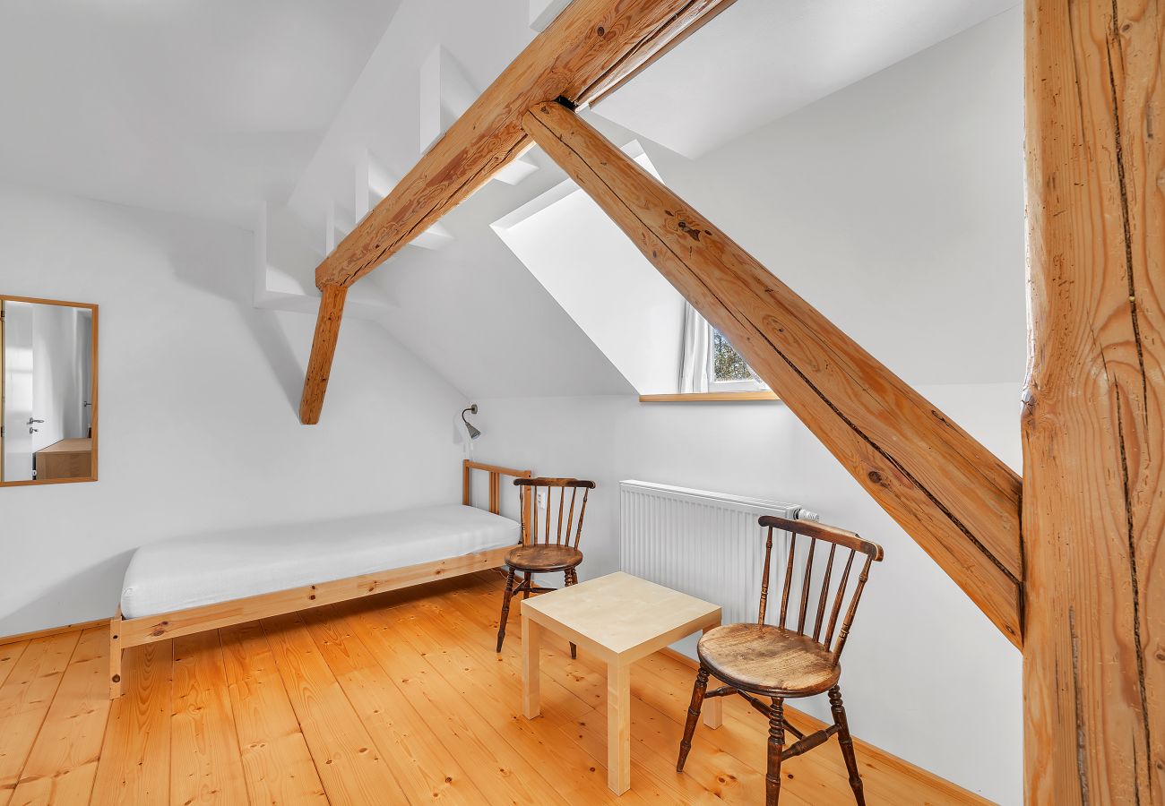 Villa i Mladé Buky -  Mlade Buky KJH348