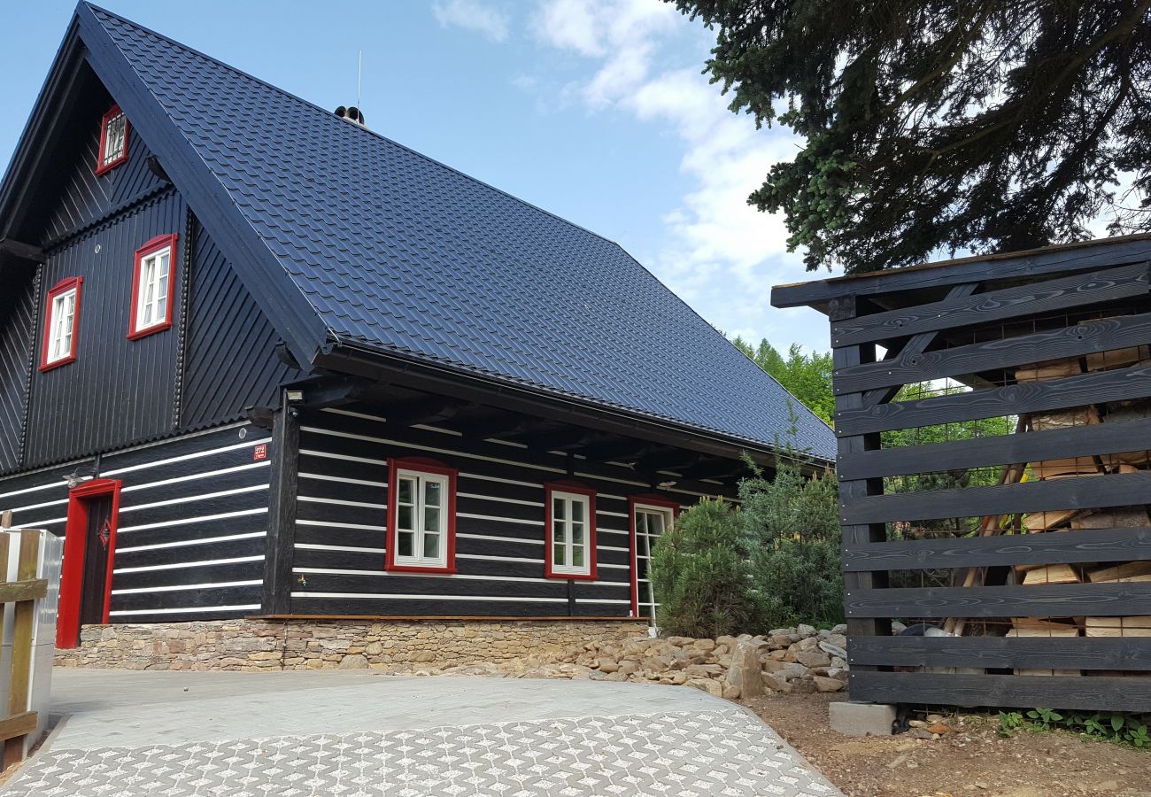 Villa i Horní Maršov -  Horni Marsov KHK310