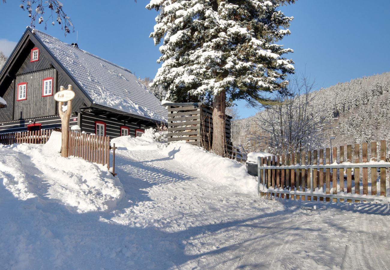 Villa i Horní Maršov -  Horni Marsov KHK310