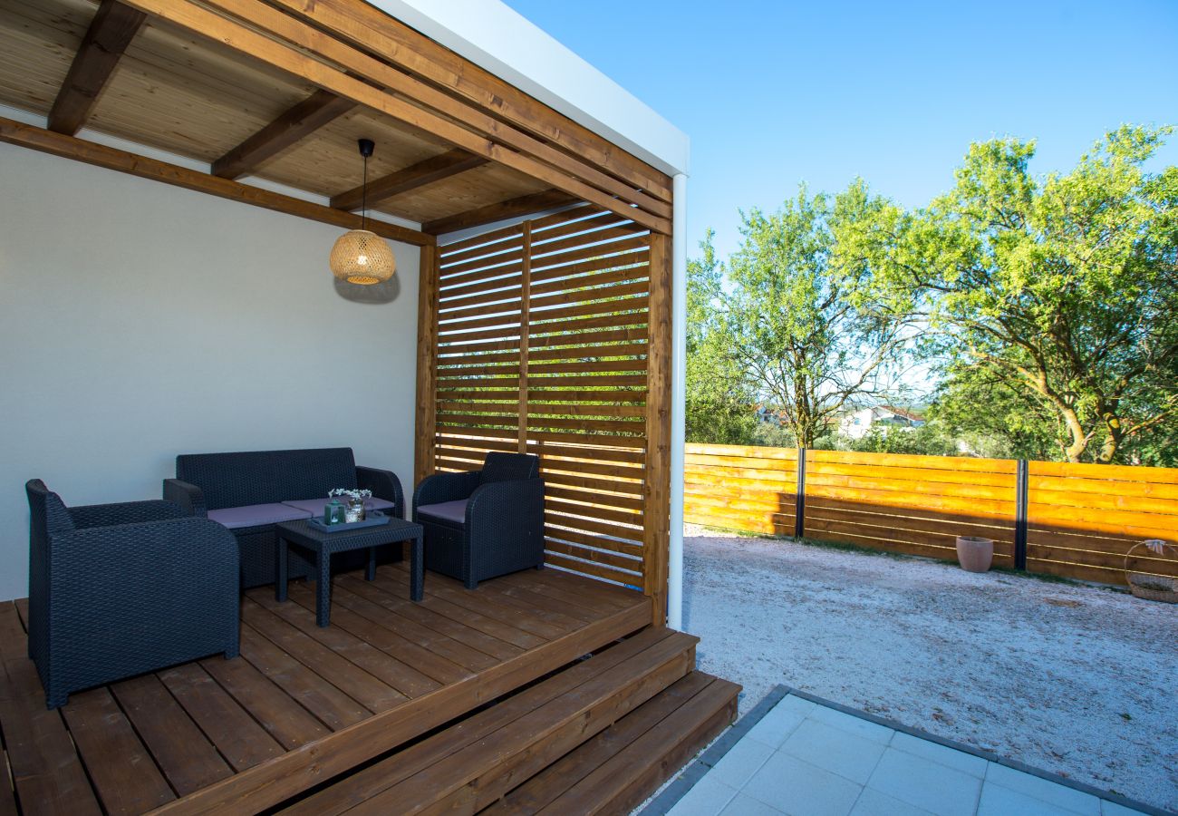 Hus i Donje Raštane - Poolincluded - Holiday Home Relax