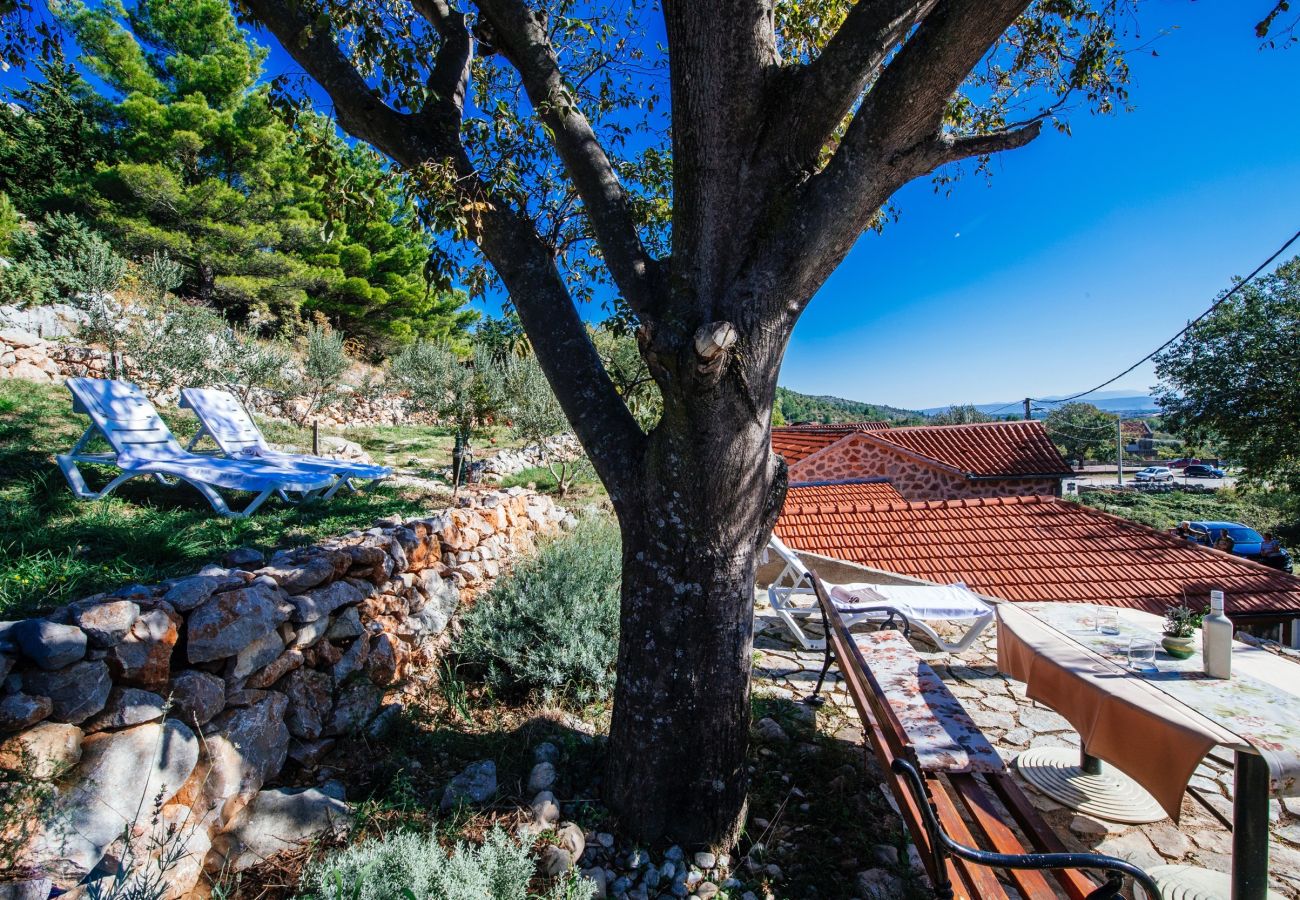 Hus i Starigrad - Poolincluded- Stone House Marasovic