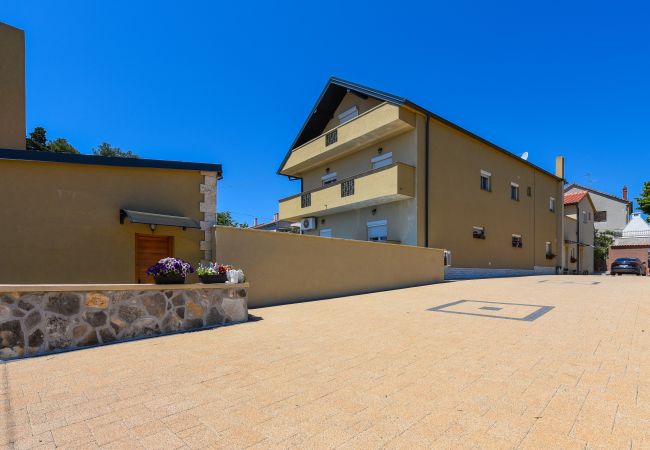 Hus i Zadar - Poolincluded - Villa Yespeace Hus i Zadar - Poolincluded - Villa Yespeace