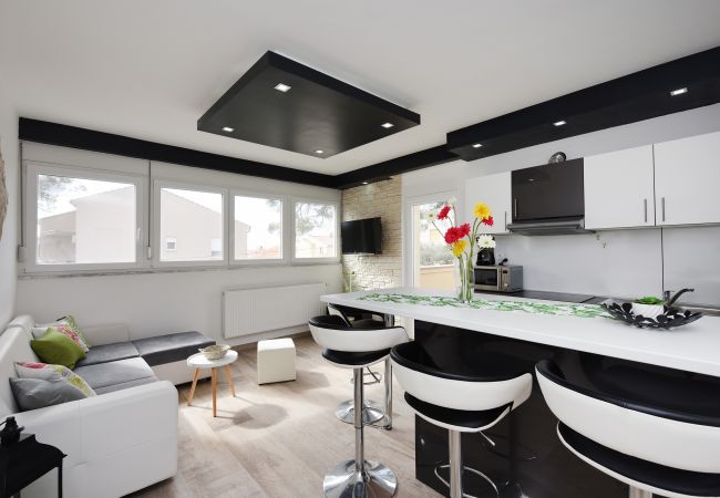 Hus i Zadar - Poolincluded - Villa Yespeace Hus i Zadar - Poolincluded - Villa Yespeace