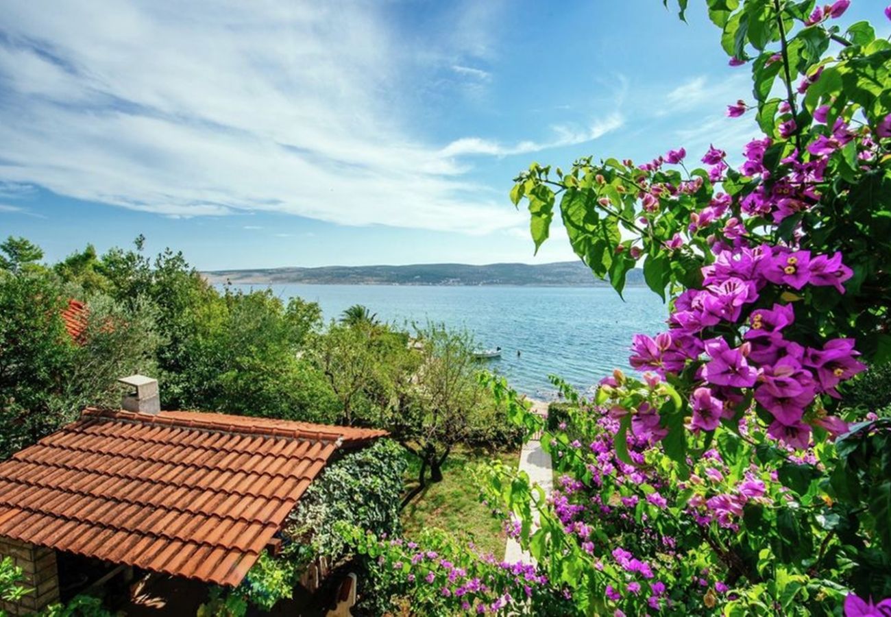 Lejlighed i Starigrad - Beachfront apartment Stipe