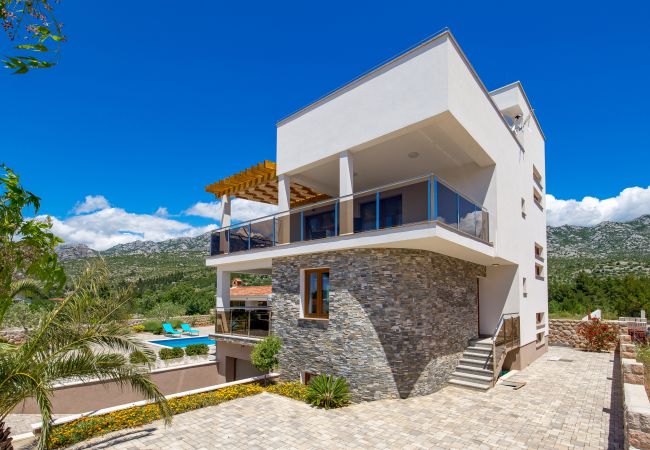 Hus i Seline - Poolincluded - Villa Magnifica Hus i Seline - Poolincluded - Villa Magnifica