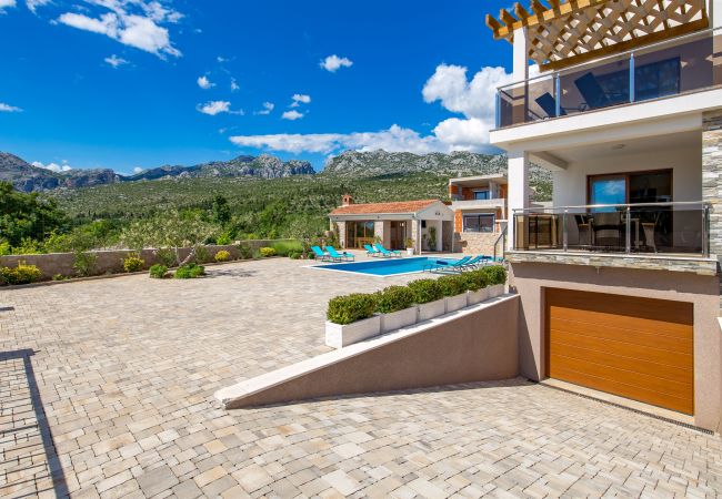 Hus i Seline - Poolincluded - Villa Magnifica Hus i Seline - Poolincluded - Villa Magnifica