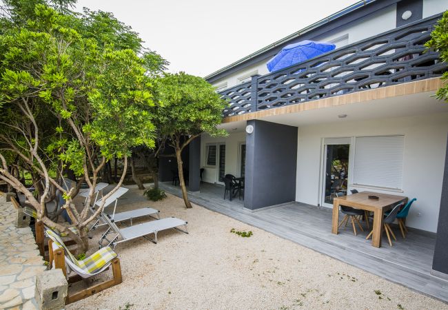 Hus i Pag - Poolincluded - Holiday Home Mabelle Hus i Pag - Poolincluded - Holiday Home Mabelle