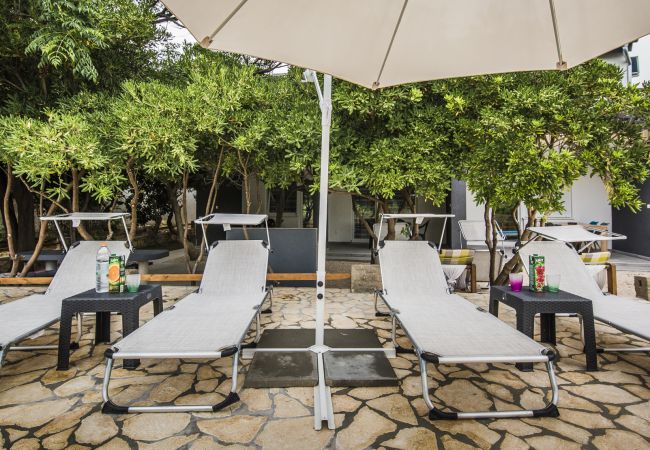 Hus i Pag - Poolincluded - Holiday Home Mabelle Hus i Pag - Poolincluded - Holiday Home Mabelle