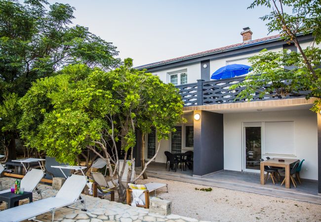 Hus i Pag - Poolincluded - Holiday Home Mabelle Hus i Pag - Poolincluded - Holiday Home Mabelle