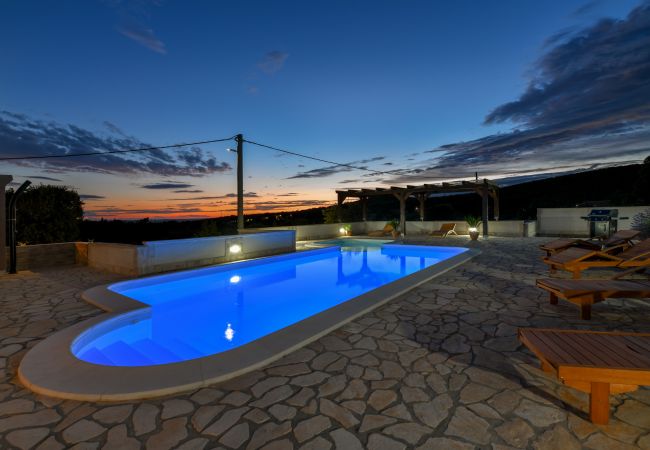 Hus i Kruševo - Poolincluded - Villa Krusevo Hus i Kruševo - Poolincluded - Villa Krusevo