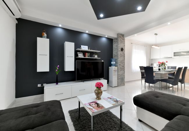 Hus i Kruševo - Poolincluded - Villa Krusevo Hus i Kruševo - Poolincluded - Villa Krusevo