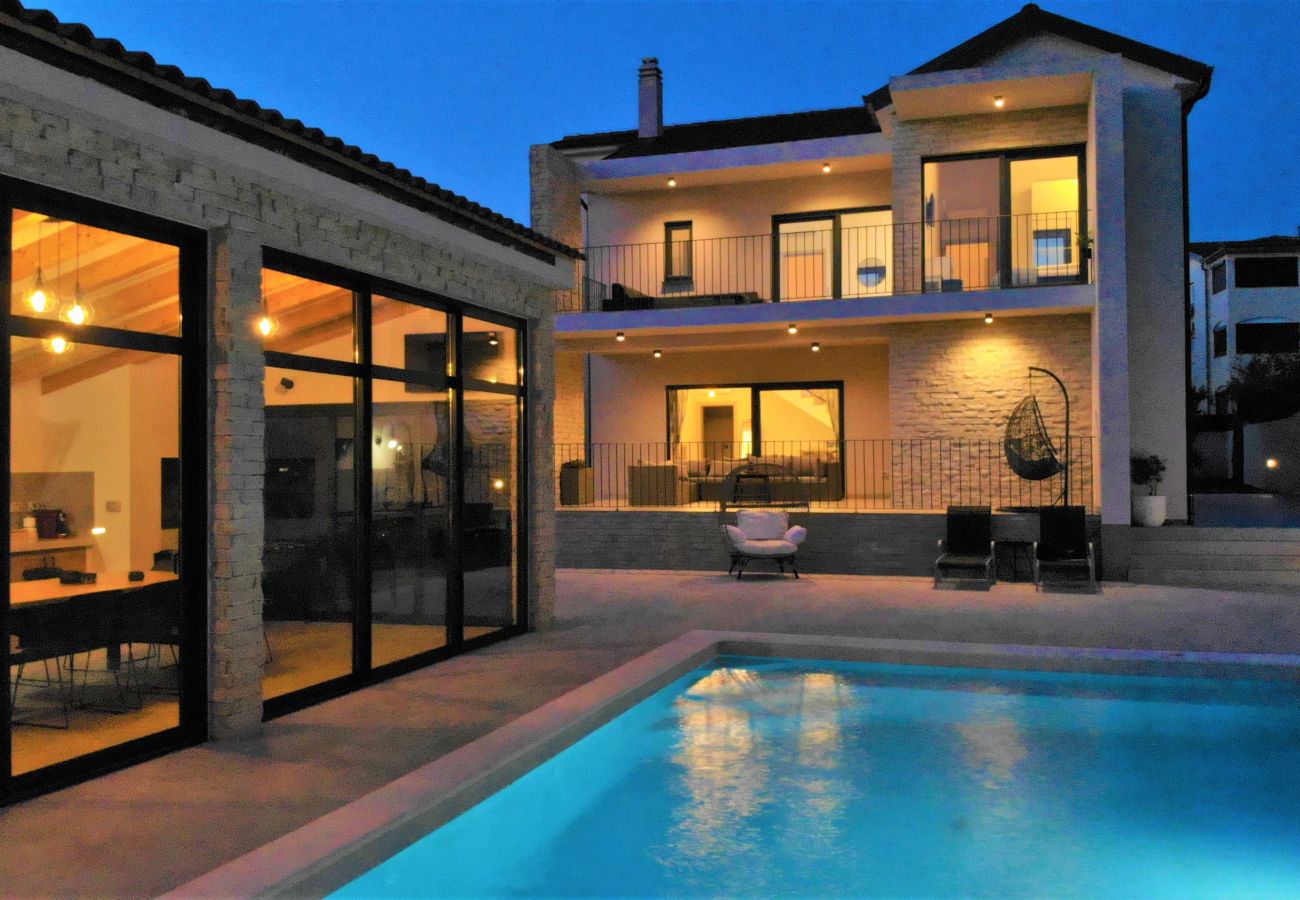Hus i Biograd na moru - Poolincluded - Villa Danijela