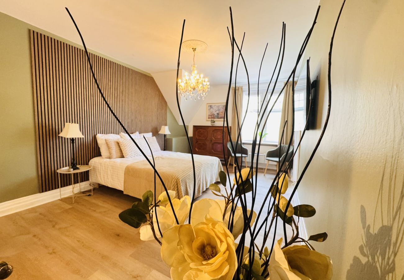 Lejlighed i Aalborg - aday - Aalborg Mansion - 3 Bedrooms Apartment