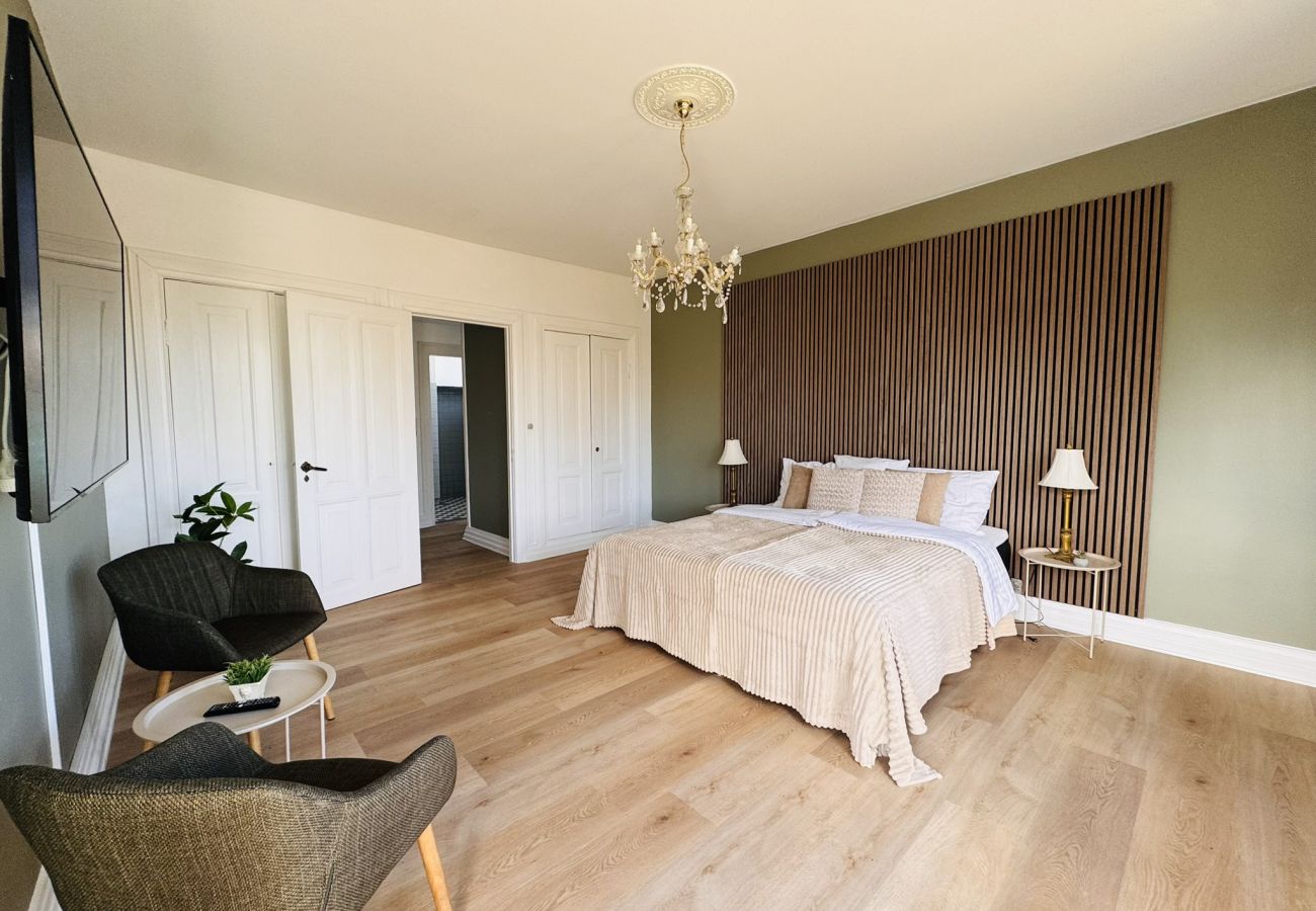 Lejlighed i Aalborg - aday - Aalborg Mansion - 3 Bedrooms Apartment
