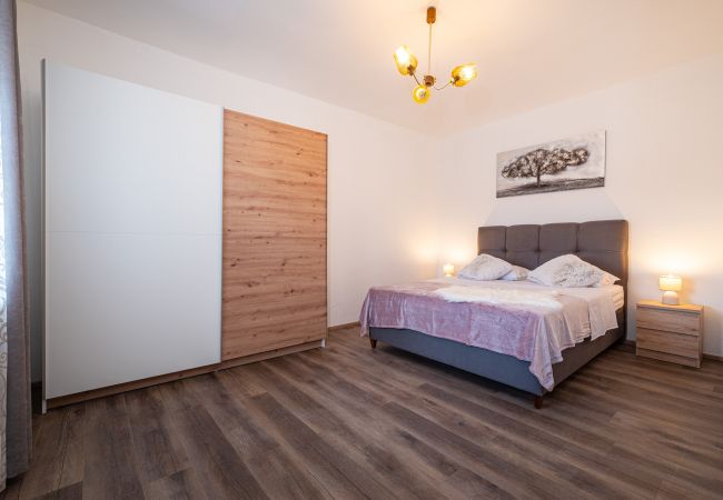 Hus i Perušic Benkovacki - Poolincluded - Villa Lana Hus i Perušic Benkovacki - Poolincluded - Villa Lana