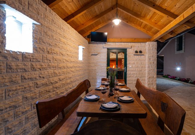 Hus i Perušic Benkovacki - Poolincluded - Villa Lana Hus i Perušic Benkovacki - Poolincluded - Villa Lana