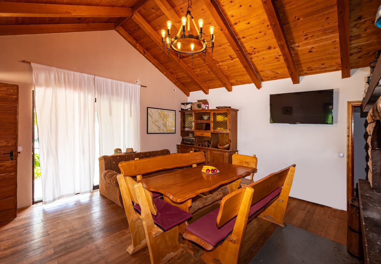 Hus i Debeljak - Poolincluded - Villa Dalmatia