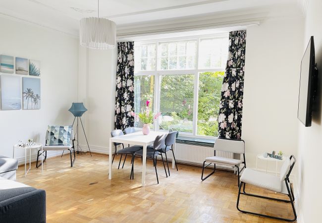 Lejlighed i Aalborg - aday - Aalborg mansion - Big apartment with garden